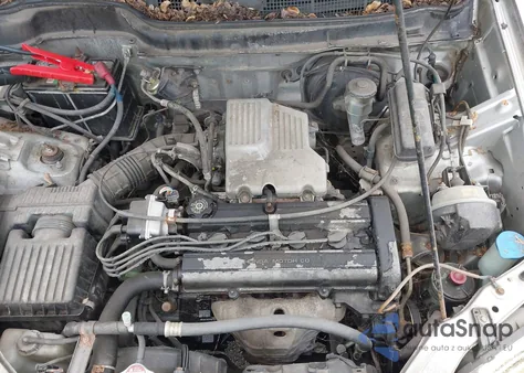 2000 Honda Cr-V Lx z USA, uszkodzony, nr VIN JHLRD2846YC000144